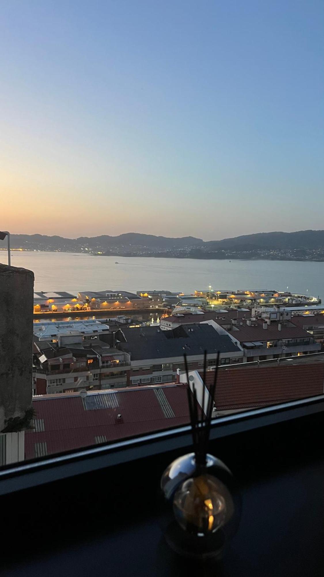 La Terraza Del Atico Con Parking Incluido Apartman Vigo Kültér fotó